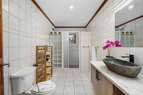 Charming Cunucu Home Pvt Pool Outdoor Kitchen