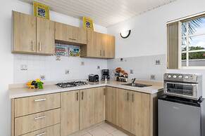 Charming Cunucu Home Pvt Pool Outdoor Kitchen