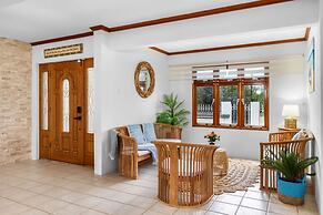 Charming Cunucu Home Pvt Pool Outdoor Kitchen