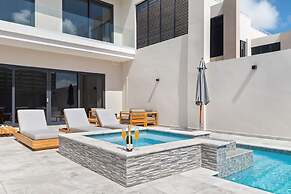 High-end Villa Walk to Beach Pool Ocean View