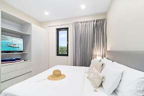 High-end Villa Walk to Beach Pool Ocean View