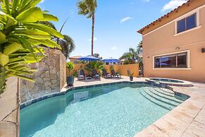 Gold Coast 4br4 5BA Villa w Privatepool Gym