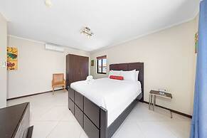 Gold Coast 4br4 5BA Villa w Privatepool Gym