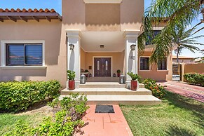 Gold Coast 4br4 5BA Villa w Privatepool Gym