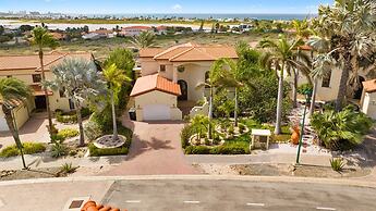 Exclusive Golf Villa Close 2 Beach Private Pool