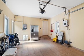 Exclusive Golf Villa Close 2 Beach Private Pool