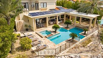 Exclusive Golf Villa Close 2 Beach Private Pool