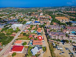 Tranquil 2br2ba Close to the Beach Shared Pool
