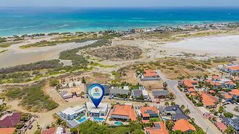 Modern Spacious 4br3ba w Pool Close to Beach