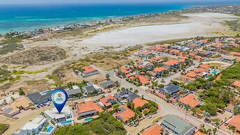 Modern Spacious 4br3ba w Pool Close to Beach