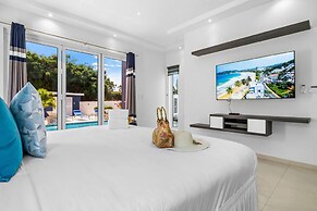 Modern Spacious 4br3ba w Pool Close to Beach