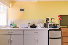 Rooi Santo Studio w King Size Bed Pool