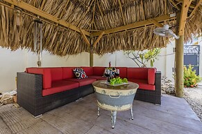 Spacious 7BR 6BA Villa 2 Pools Walktobeach
