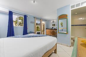 Spacious 7BR 6BA Villa 2 Pools Walktobeach