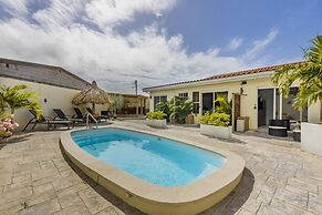 Spacious 7BR 6BA Villa 2 Pools Walktobeach