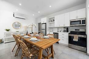 Newly Built Private Pool 3BR Parking Wi-fi