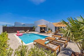 Newly Built Private Pool 3BR Parking Wi-fi