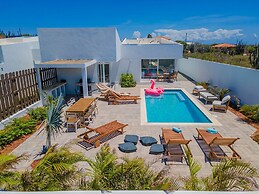 Newly Built Private Pool 3BR Parking Wi-fi