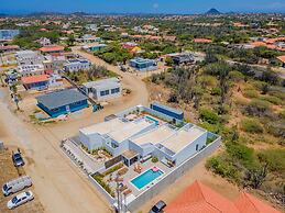 Newly Built Private Pool 3BR Parking Wi-fi