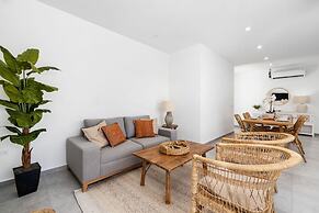 Newly Built Private Pool 3BR Parking Wi-fi