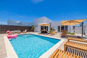 Newly Built Private Pool 3BR Parking Wi-fi