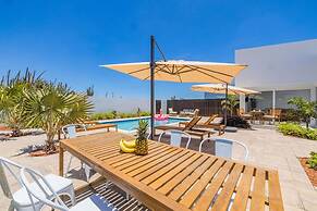 Newly Built Private Pool 3BR Parking Wi-fi