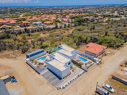 Newly Built Private Pool 3BR Parking Wi-fi