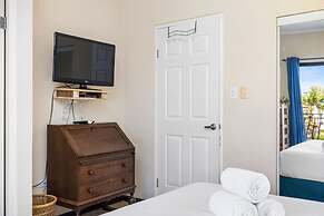 Townhome Goldcoast GYM Pools 24 7 Security