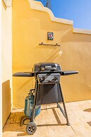 Townhome Goldcoast GYM Pools 24 7 Security