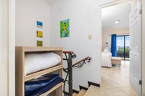 Townhome Goldcoast GYM Pools 24 7 Security