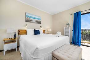 Townhome Goldcoast GYM Pools 24 7 Security