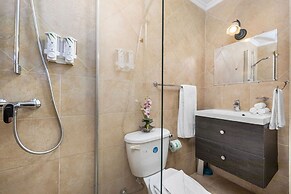 Townhome Goldcoast GYM Pools 24 7 Security