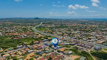 NEW Modern 3BR 3BA Private Pool Centrallylocated