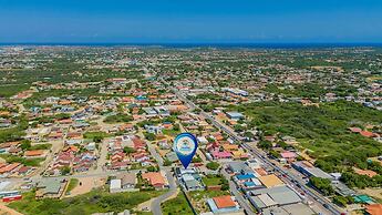 NEW Modern 3BR 3BA Private Pool Centrallylocated