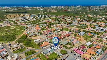 NEW Modern 3BR 3BA Private Pool Centrallylocated