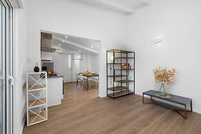 NEW Modern 3BR 3BA Private Pool Centrallylocated