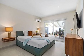 NEW Modern 3BR 3BA Private Pool Centrallylocated