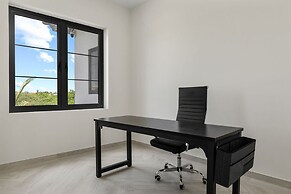 NEW Walk 2 Beach - 5BR Bonusroom w Pool Office