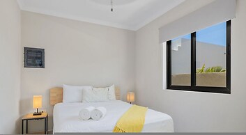 NEW Walk 2 Beach - 5BR Bonusroom w Pool Office