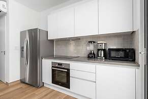 Serene Designer Gem Walk to Beach Strip Pool