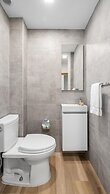 Serene Designer Gem Walk to Beach Strip Pool