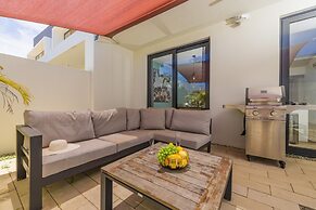 Serene Designer Gem Walk to Beach Strip Pool