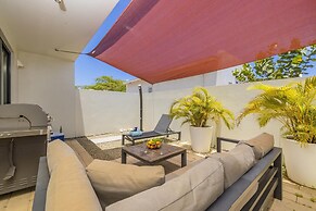 Serene Designer Gem Walk to Beach Strip Pool