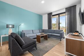 Serene Designer Gem Walk to Beach Strip Pool