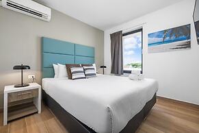 Serene Designer Gem Walk to Beach Strip Pool