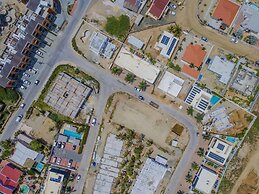 Serene Designer Gem Walk to Beach Strip Pool