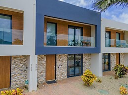 Serene Designer Gem Walk to Beach Strip Pool