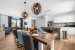 Serene Designer Gem Walk to Beach Strip Pool