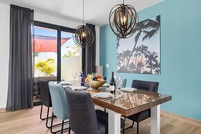 Serene Designer Gem Walk to Beach Strip Pool