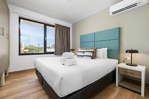 Serene Designer Gem Walk to Beach Strip Pool